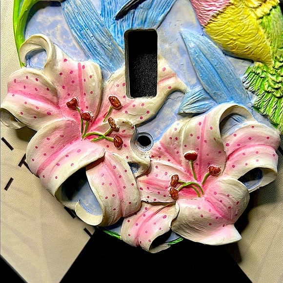 Vintage Light Switch Plate 3D Hummingbird + Collectible Joe Gantofta Tile - Picture 11 of 16